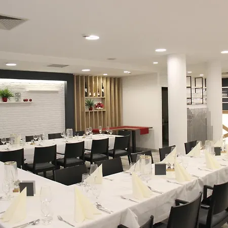 Wettiner Hof Отель