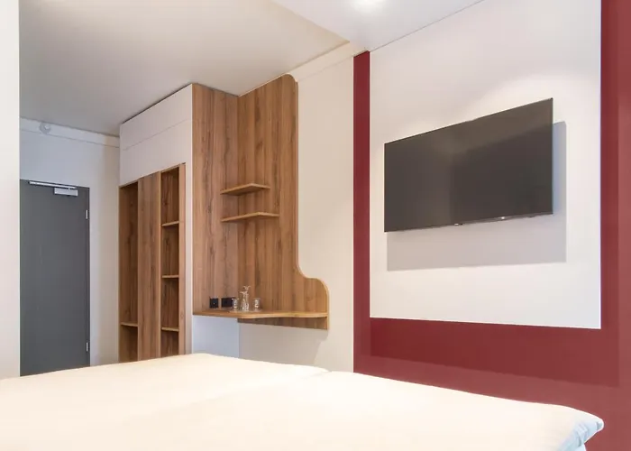 فندق Wettiner Hof 4*